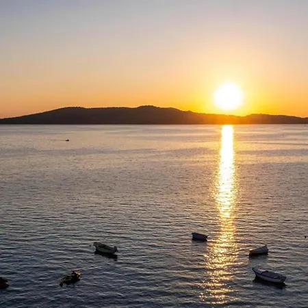 Ibenik Near Gaj Apartmán *