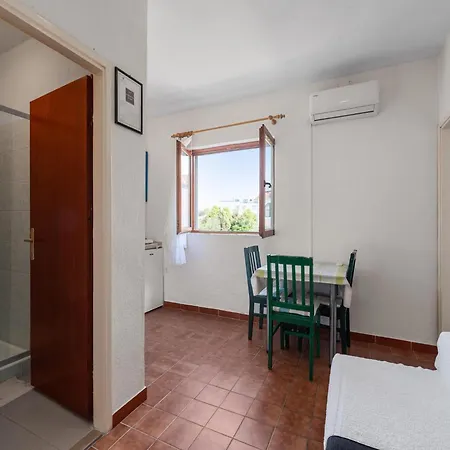 Ibenik Near Gaj Appartement Razine