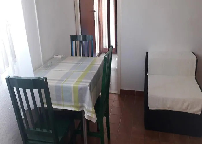 Ibenik Near Gaj Appartement Razine